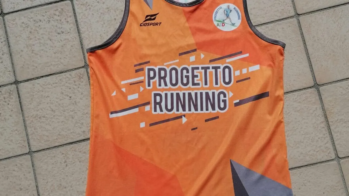 Un’esplosione di creatività: presentata la nuova divisa della Progetto Running